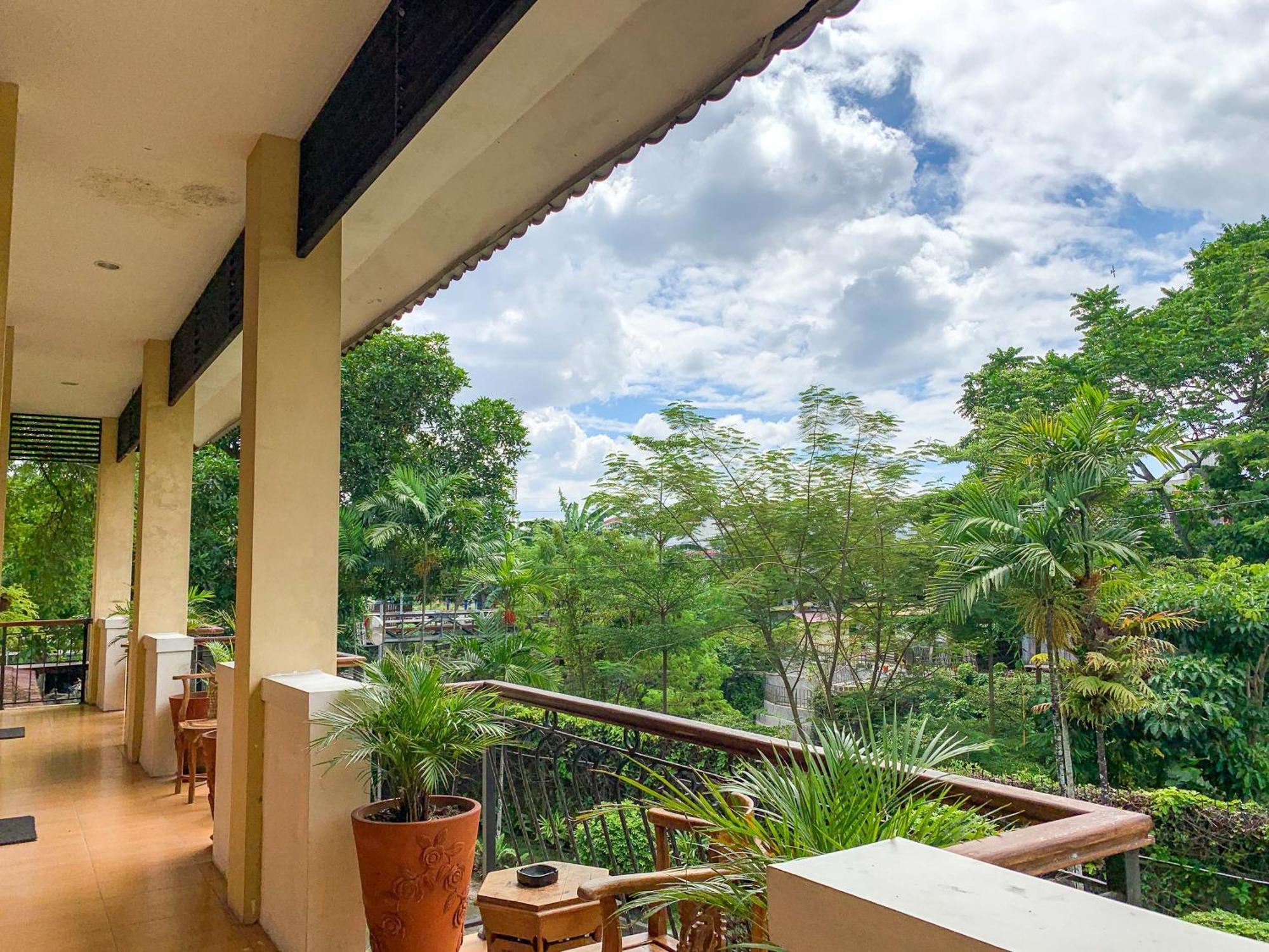 Urbanview Sasono Putro Condoongcatur By Reddoorz Kejayan Экстерьер фото